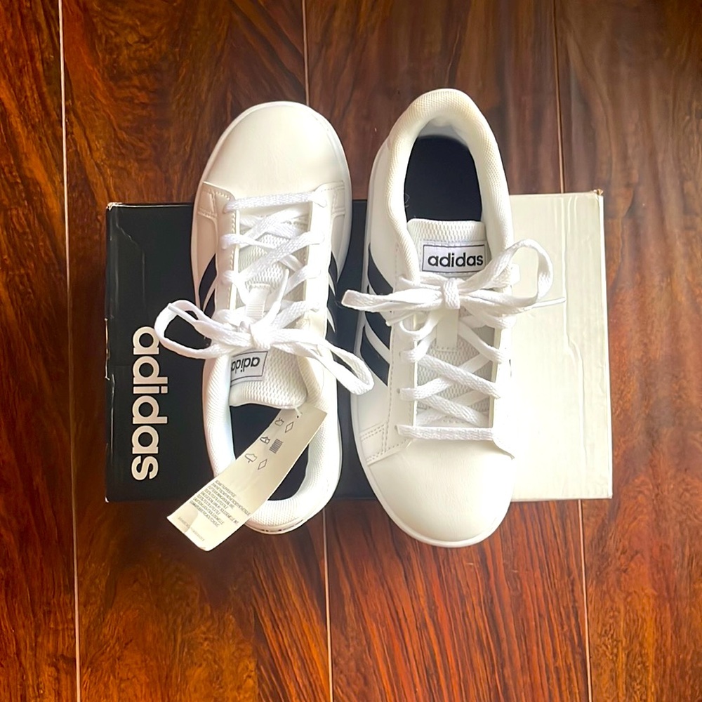 NWT Kids Adidas